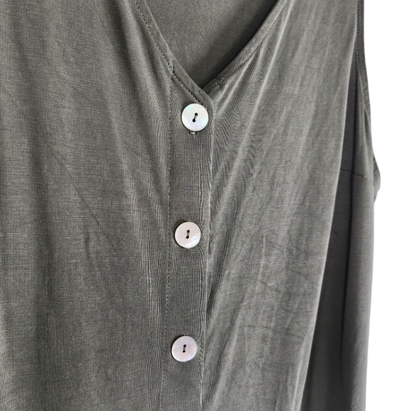 MODCLOTH Womens Medium Button Down V Neck Sleeveless Tank Top Blouse Shirt Green - Picture 2 of 6